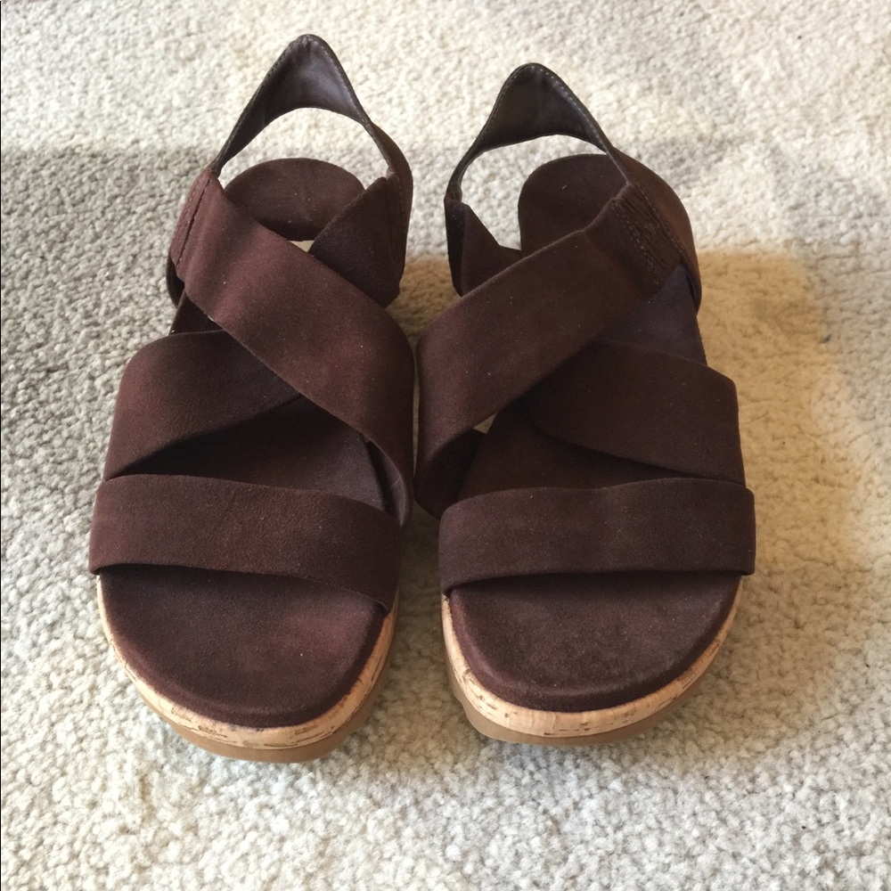 Bernardo suede/ cork sandals